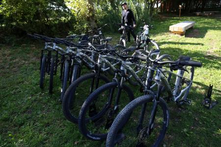 TEDEN TRAJNE MOBILNOSTI TRŽNICA JEZERO 02 FOTO LJUBO VUKELIČ